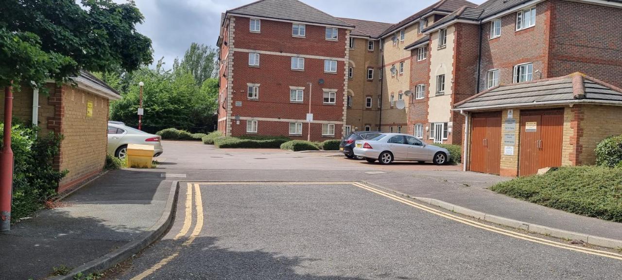 Very Nice Two Bedroom Apartment In London Exterior photo